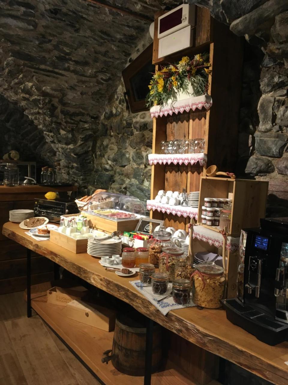 Nicomat Rooms Domodossola Exterior foto